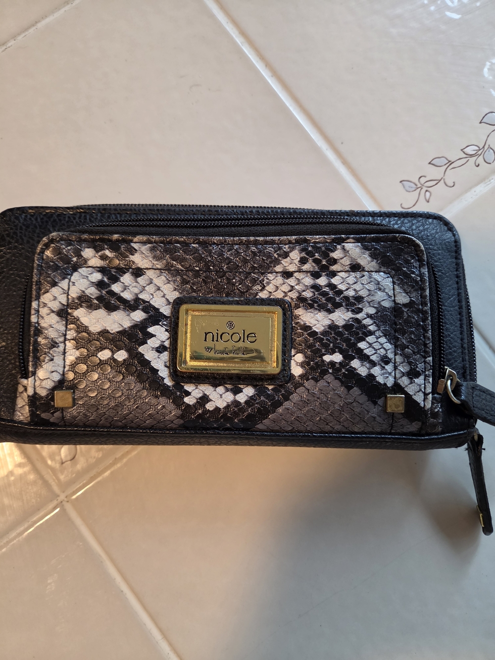 Nicole by Nicole Miller Snake Print Wristlet Wallet - Black & White